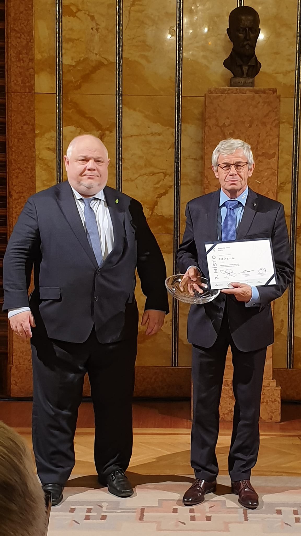 411808516_1143018540031705_885713857449136729_n